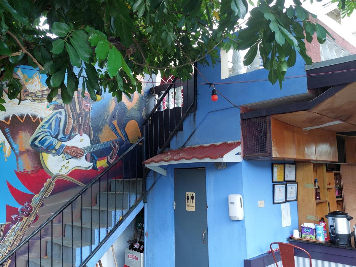 Dancehall Hostel Kingston Ngoại thất bức ảnh