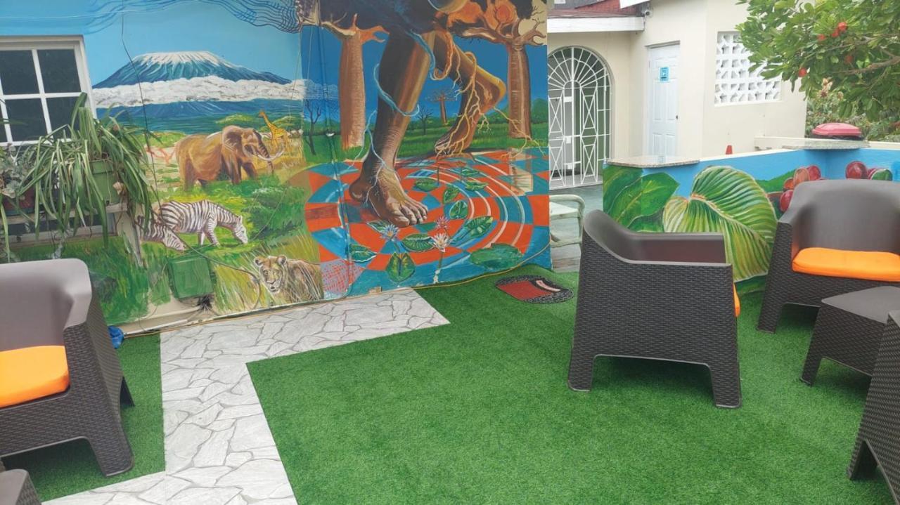 Dancehall Hostel Kingston Ngoại thất bức ảnh