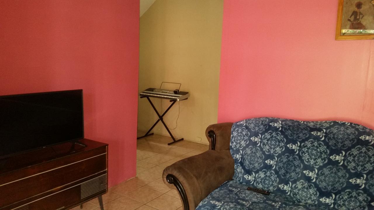 Dancehall Hostel Kingston Ngoại thất bức ảnh